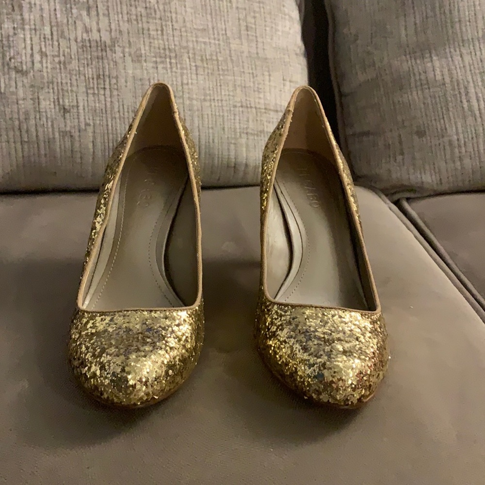 Gold Sparkly heel